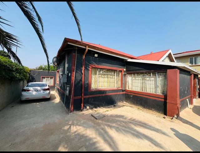 4 BEDROOM HOUSE FOR SALE IN ROSETTENVILLE